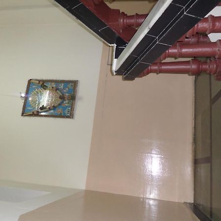 Chalukya Deluxe Hotel Colhapur Exterior foto