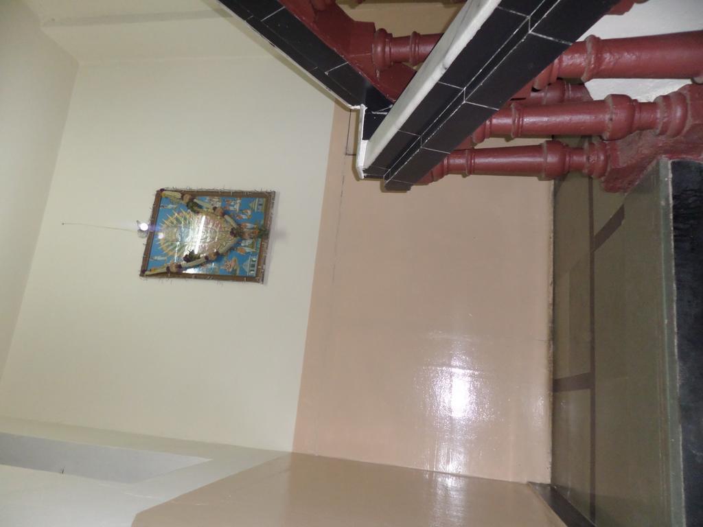 Chalukya Deluxe Hotel Colhapur Exterior foto